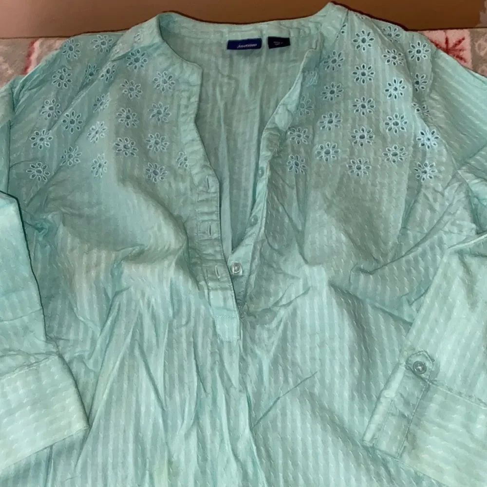 Basic Editions Teal Crochet light Weight Blouse S
